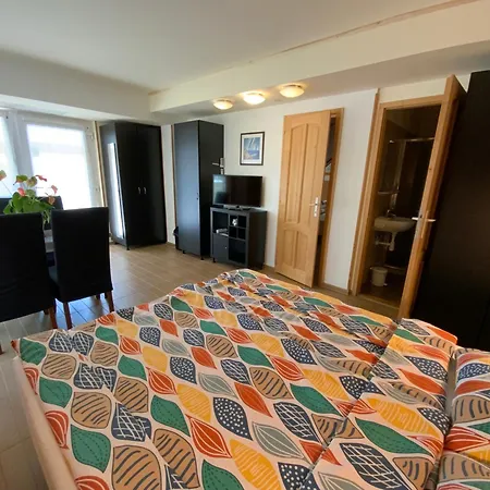 Elso Fecske Шиофок